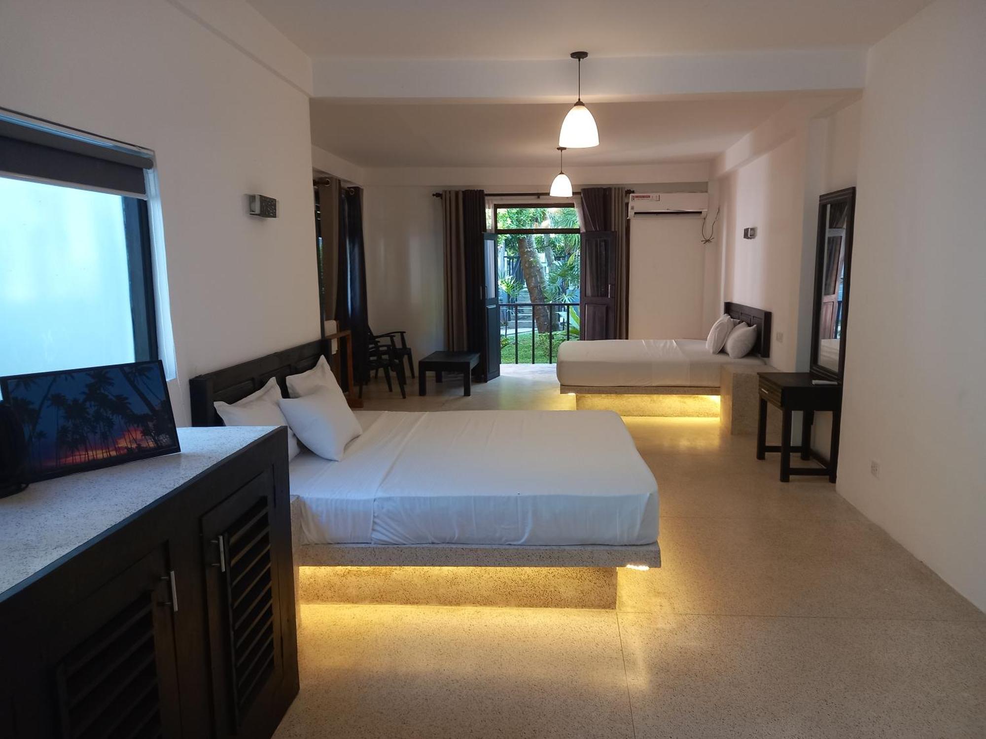 Villa Tangalle Lagoon Экстерьер фото